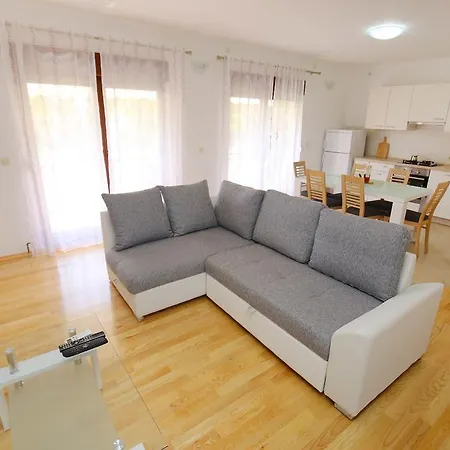 Apartman Borik 86