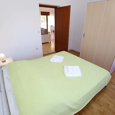 아파트 Borik 86 자다르