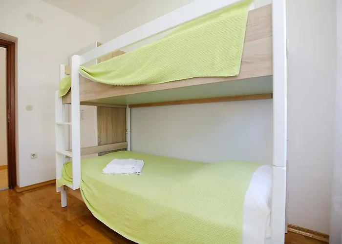 Appartement Borik 86 *